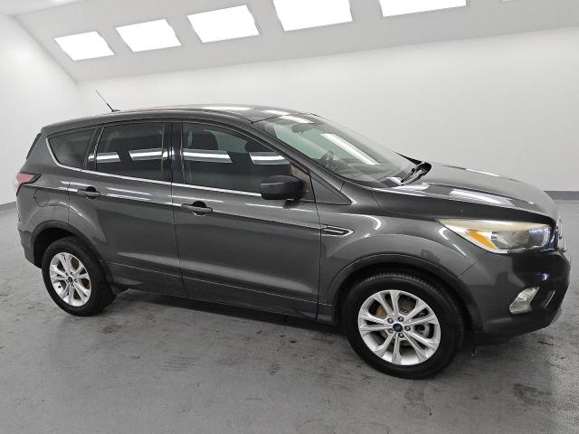 Photo 4 from auction – 2017 FORD ESCAPE SE with VIN 1FMCU0GD1HUE97313