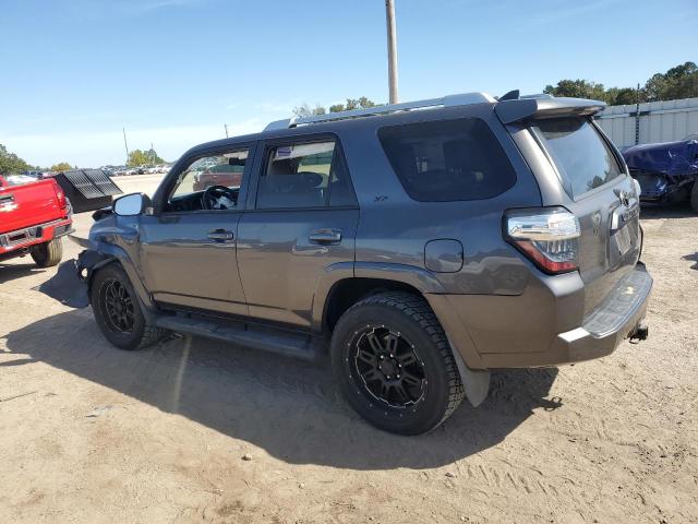 Photo 2 from auction – 2018 TOYOTA 4RUNNER SR with VIN JTEZU5JR1J5177064