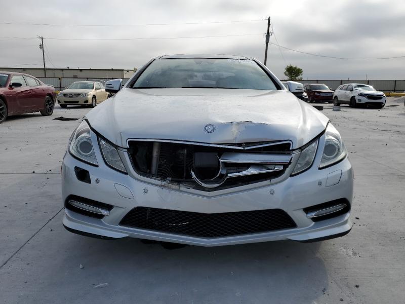 Photo 5 from auction – 2012 MERCEDES-BENZ E 550 with VIN WDDKJ7DB4CF165566