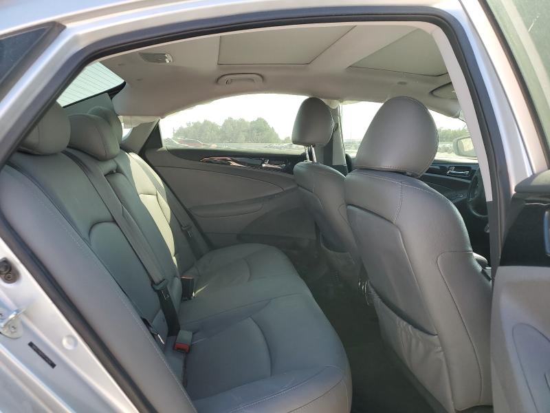 Photo 10 from auction – 2012 HYUNDAI SONATA SE with VIN 5NPEC4AB1CH391042
