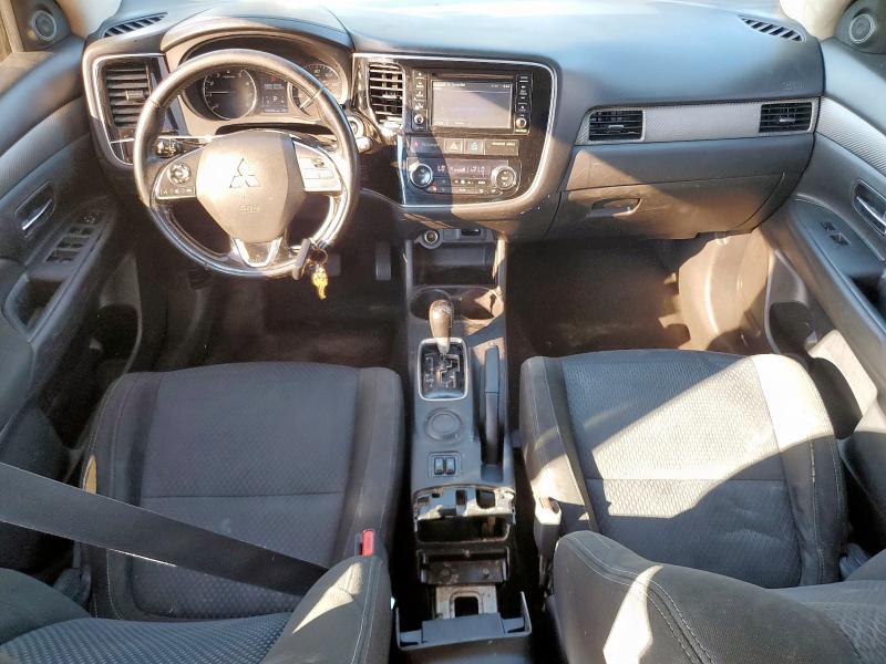 Zdjęcie 8 z aukcji – 2016 MITSUBISHI OUTLANDER z VIN JA4AD3A38GZ046243