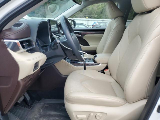 Photo 7 from auction – 2022 TOYOTA HIGHLANDER with VIN 5TDXBRCH0NS557624