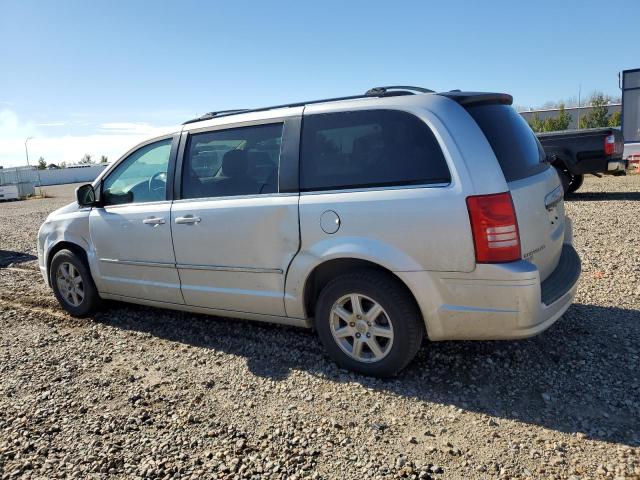 Photo 2 from auction – 2010 CHRYSLER TOWN & COU with VIN 2A4RR5D18AR440952