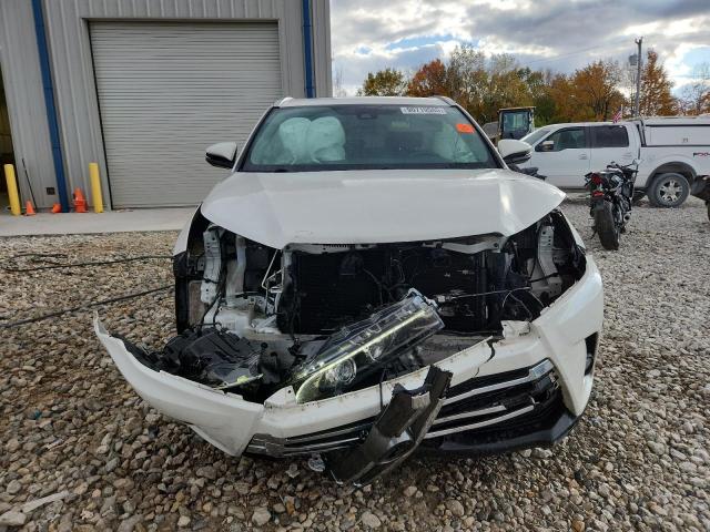 Photo 5 from auction – 2017 TOYOTA HIGHLANDER with VIN 5TDJZRFH0HS429286