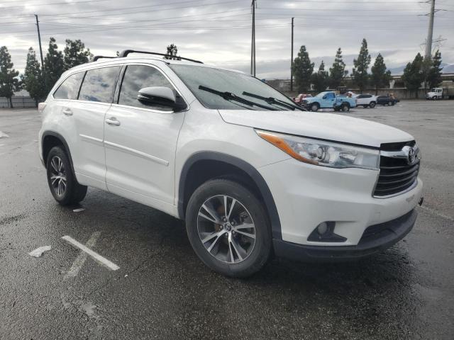 Photo 4 from auction – 2016 TOYOTA HIGHLANDER with VIN 5TDKKRFH3GS166539