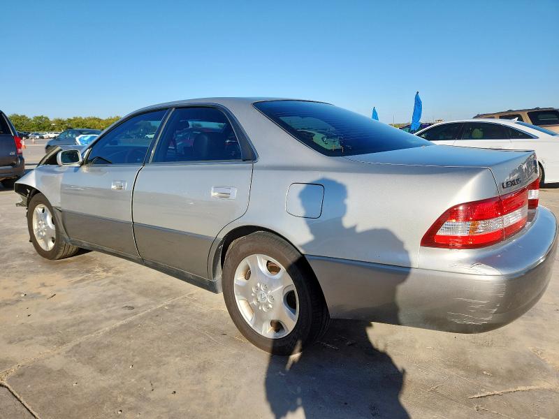 Photo 2 from auction – 2000 LEXUS ES 300 with VIN JT8BF28G6Y5099621