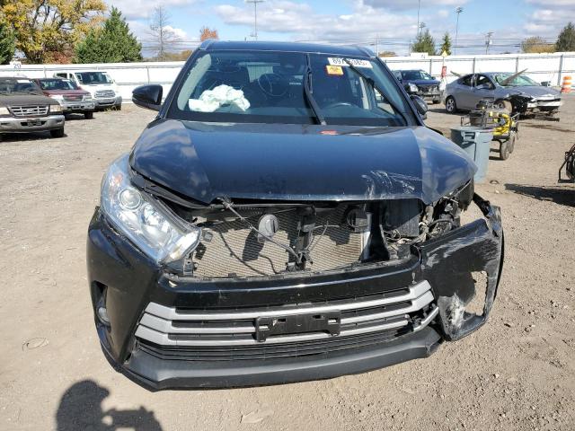 Zdjęcie 5 z aukcji – 2018 TOYOTA HIGHLANDER z VIN 5TDJZRFH8JS832549