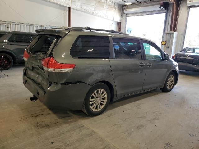 Photo 3 from auction – 2011 TOYOTA SIENNA XLE with VIN 5TDYK3DC7BS011581