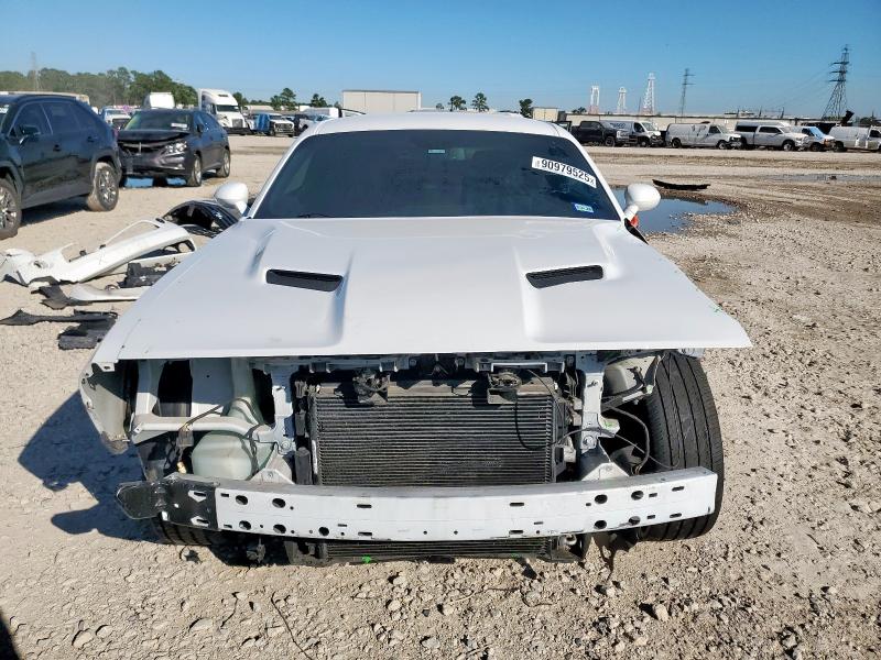 Photo 5 from auction – 2018 DODGE CHALLENGER with VIN 2C3CDZAG7JH132644