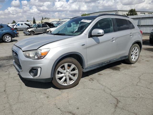 MITSUBISHI OUTLANDER 2015 z numerem VIN 4A4AP4AW0FE032378 - Zdjęcie z aukcji