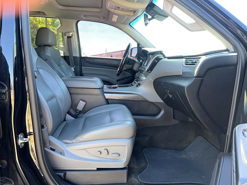 Photo 5 from auction – 2017 CHEVROLET SUBURBAN C with VIN 1GNSCHKC8HR248078