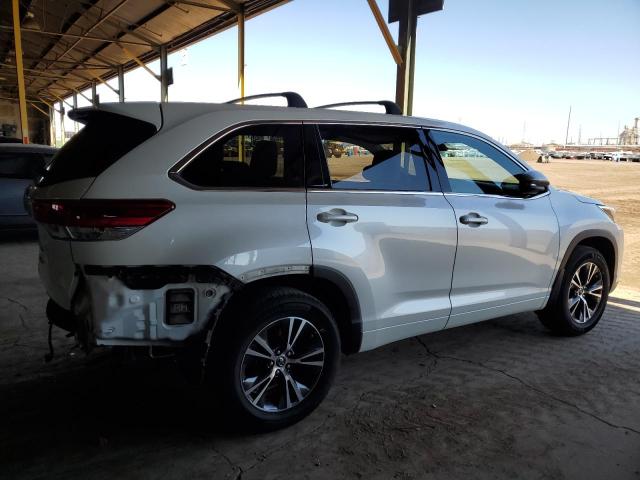 Photo 3 from auction – 2017 TOYOTA HIGHLANDER with VIN 5TDZARFH9HS028801