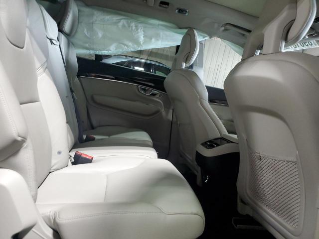 Photo 11 from auction – 2016 VOLVO XC90 T6 with VIN YV4A22PK7G1090704