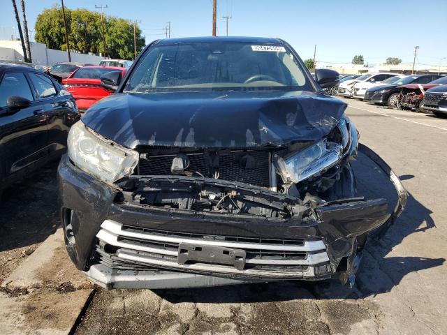 Photo 5 from auction – 2018 TOYOTA HIGHLANDER with VIN 5TDZARFH6JS040006