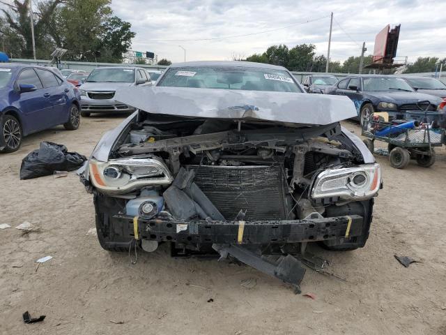 Photo 5 from auction – 2013 CHRYSLER 300C with VIN 2C3CCAETXDH614069