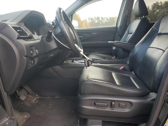 Photo 7 from auction – 2019 HONDA PILOT TOURING with VIN 5FNYF6H99KB068941