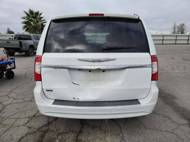 Photo 6 from auction – 2016 CHRYSLER TOWN & COU with VIN 2C4RC1BG1GR199154