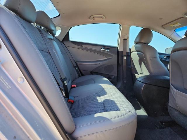 Photo 10 from auction – 2011 HYUNDAI SONATA SE with VIN 5NPEC4ACXBH014426
