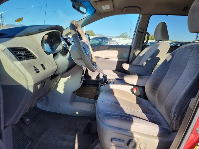Photo 7 from auction – 2014 TOYOTA SIENNA LE with VIN 5TDJK3DC4ES073509