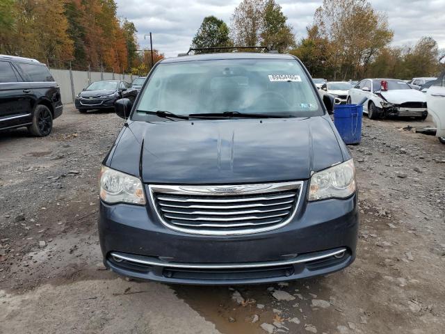 Photo 5 from auction – 2013 CHRYSLER TOWN & COU with VIN 2C4RC1BG7DR706117