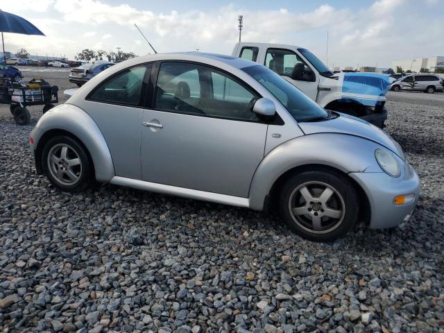 Photo 4 from auction – 2000 VOLKSWAGEN NEW BEETLE with VIN 3VWDD21C6YM438750