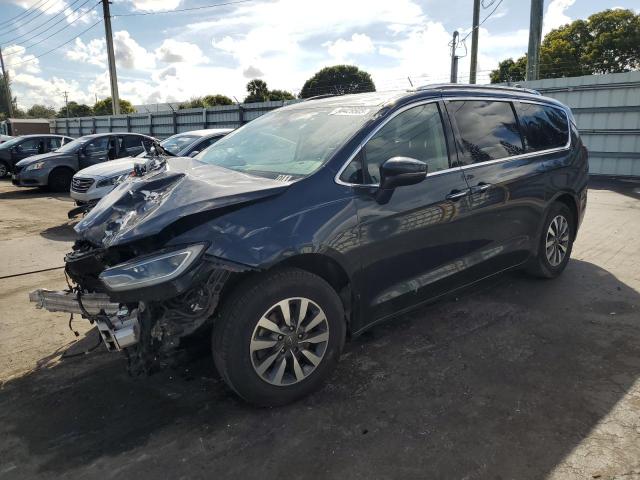 CHRYSLER PACIFICA T 2021 with VIN 2C4RC1BG0MR504588 - Photo from auction
