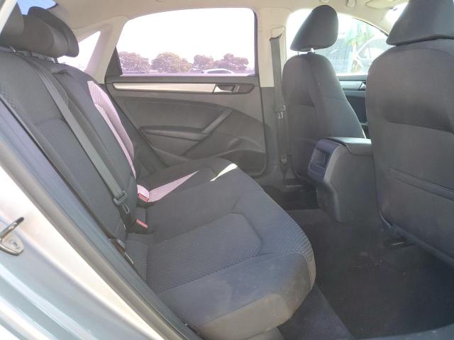 Photo 10 from auction – 2012 VOLKSWAGEN PASSAT S with VIN 1VWAP7A34CC077620