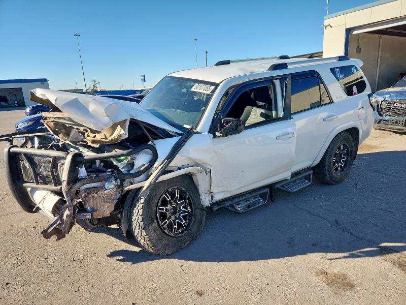 TOYOTA 4RUNNER SR 2019 with VIN JTEBU5JR2K5614976 - Photo from auction