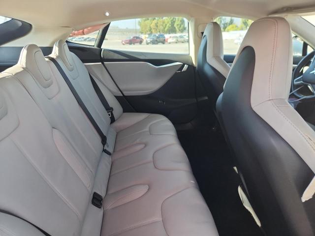 Photo 10 from auction – 2013 TESLA MODEL S with VIN 5YJSA1CN6DFP19585
