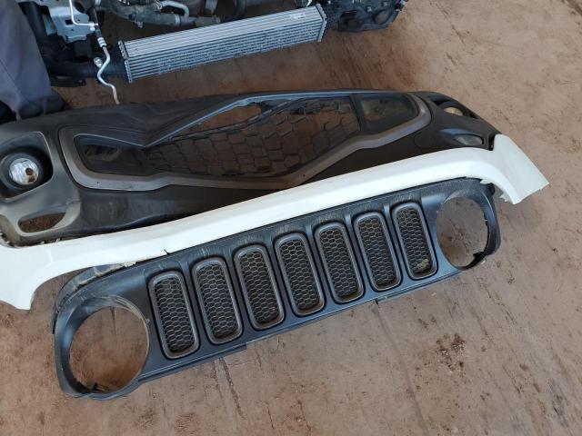 Photo 13 from auction – 2018 JEEP RENEGADE T with VIN ZACCJBCB3JPH98993