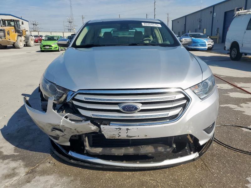 Photo 5 from auction – 2018 FORD TAURUS LIM with VIN 1FAHP2F83JG118047