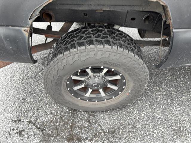 Photo 12 from auction – 2005 CHEVROLET SILVERADO with VIN 2GCEK13T351262862