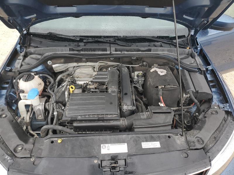 Photo 11 from auction – 2017 VOLKSWAGEN JETTA S with VIN 3VW2B7AJXHM246434