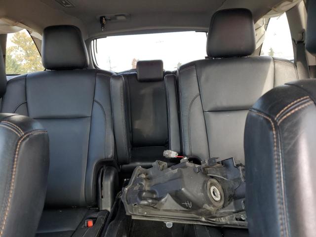 Photo 10 from auction – 2018 TOYOTA HIGHLANDER with VIN 5TDJZRFH8JS832549