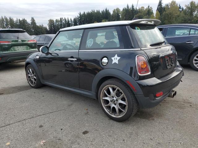Photo 2 from auction – 2010 MINI COOPER S with VIN WMWMF7C53ATZ69109