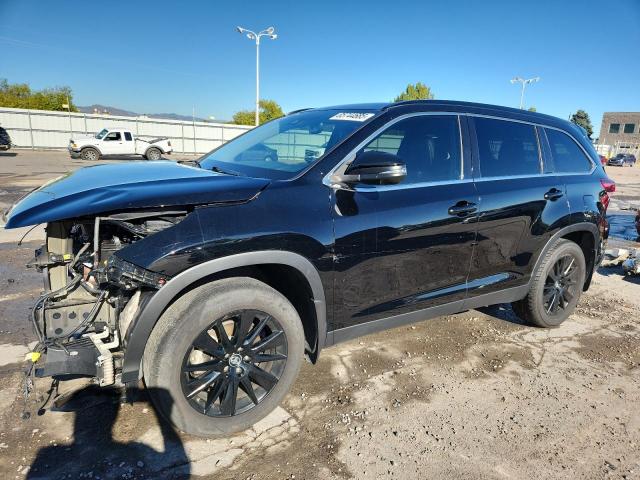 TOYOTA HIGHLANDER 2019 with VIN 5TDJZRFH5KS925059 - Photo from auction