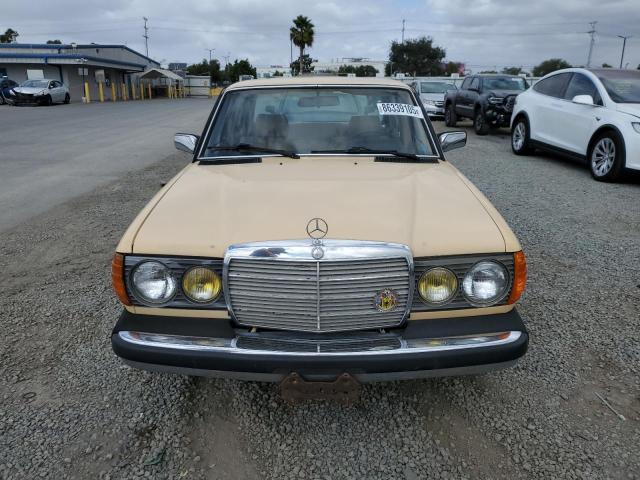 Photo 5 from auction – 1982 MERCEDES-BENZ 240 D with VIN WDBAB23A5CB311686