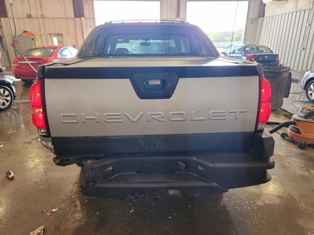 Photo 6 from auction – 2004 CHEVROLET AVALANCHE with VIN 3GNEK12T14G159471