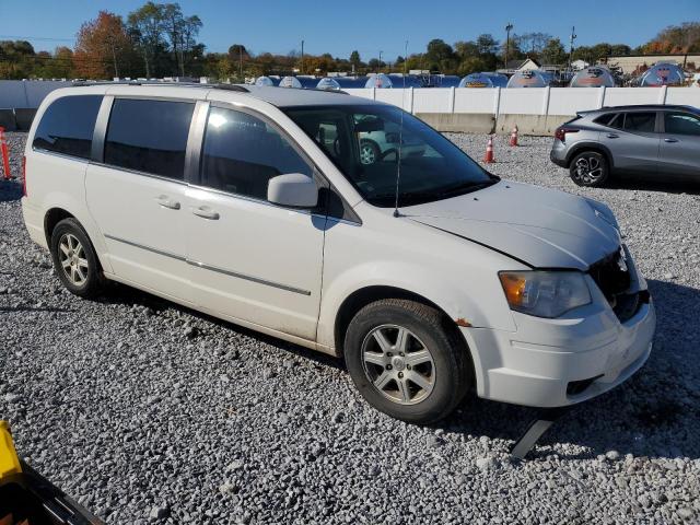 Photo 4 from auction – 2010 CHRYSLER TOWN & COU with VIN 2A4RR5D17AR260460