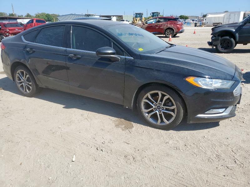 Photo 4 from auction – 2017 FORD FUSION with VIN 3FA6P0HD9HR311926