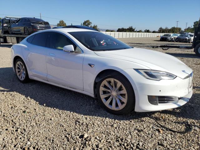 Photo 4 from auction – 2016 TESLA MODEL S with VIN 5YJSA1E17GF169618