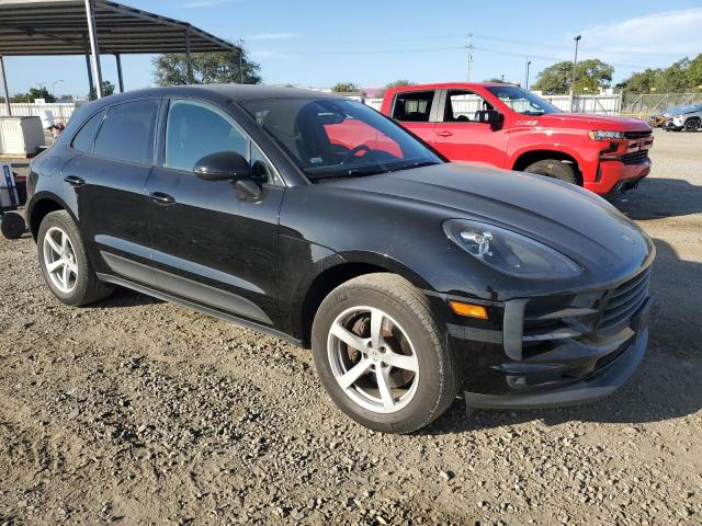 Photo 4 from auction – 2019 PORSCHE MACAN with VIN WP1AA2A59KLB01450