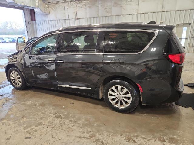 Photo 2 from auction – 2018 CHRYSLER PACIFICA T with VIN 2C4RC1BG3JR128237