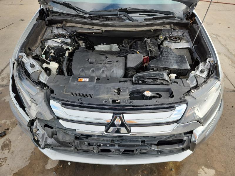 Photo 12 from auction – 2016 MITSUBISHI OUTLANDER with VIN JA4AD3A32GZ055777