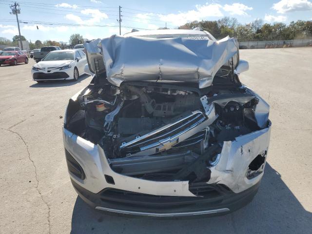 Photo 5 from auction – 2015 CHEVROLET TRAX 1LT with VIN 3GNCJLSBXFL236068