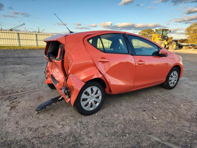 Photo 3 from auction – 2013 TOYOTA PRIUS C with VIN JTDKDTB33D1044239