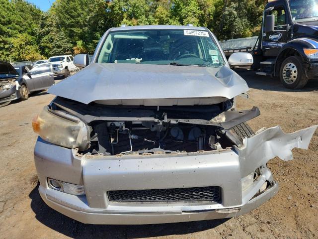 Photo 5 from auction – 2011 TOYOTA 4RUNNER SR with VIN JTEZU5JR4B5015169