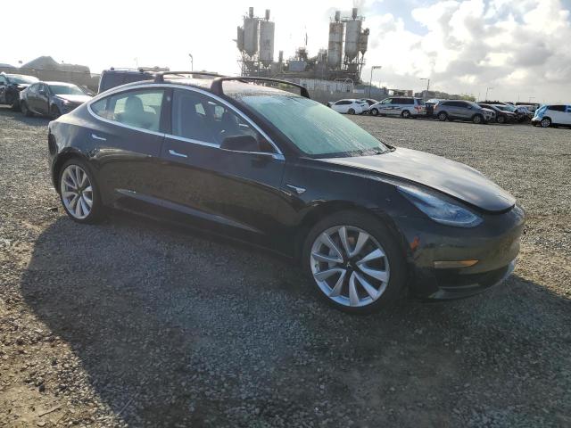 Photo 4 from auction – 2018 TESLA MODEL 3 with VIN 5YJ3E1EA2JF122643