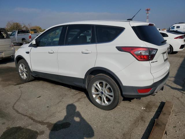 Photo 2 from auction – 2017 FORD ESCAPE with VIN 1FMCU9GD5HUB45551