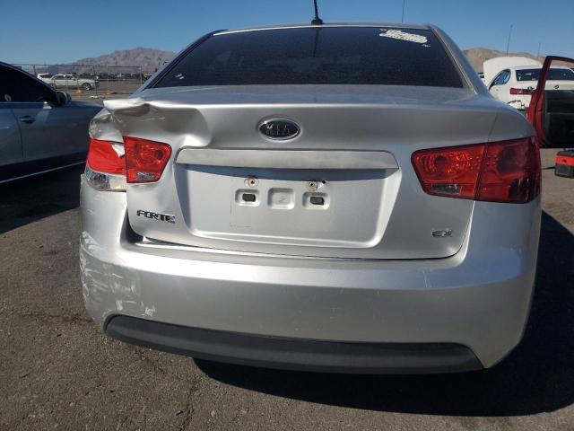 Photo 6 from auction – 2011 KIA FORTE EX with VIN KNAFU4A20B5460011